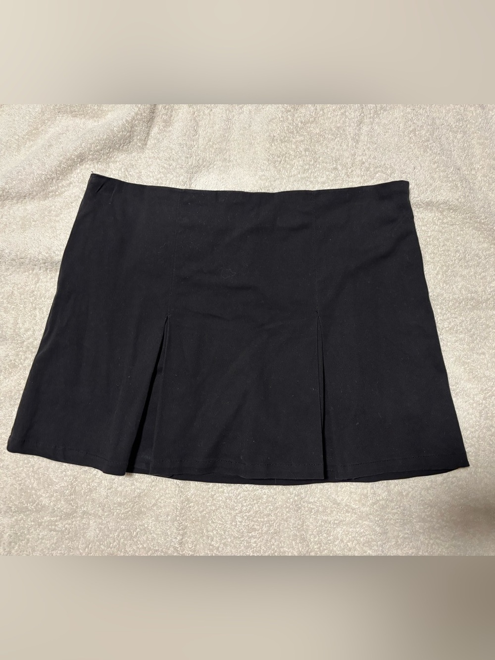 Forever 21 Black Pleated Mini Skirt